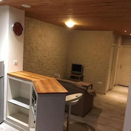 Gite Aux Aspres Logement De 65M² Fontcouverte  Exterior foto